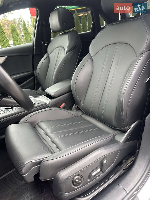 Седан Audi A4 2018 в Киеве