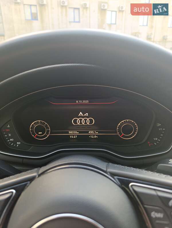 Седан Audi A4 2018 в Львове
