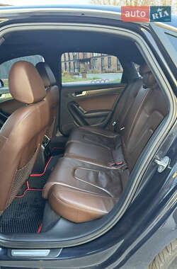 Седан Audi A4 2013 в 