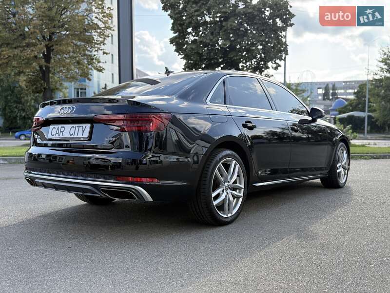 Седан Audi A4 2019 в Киеве