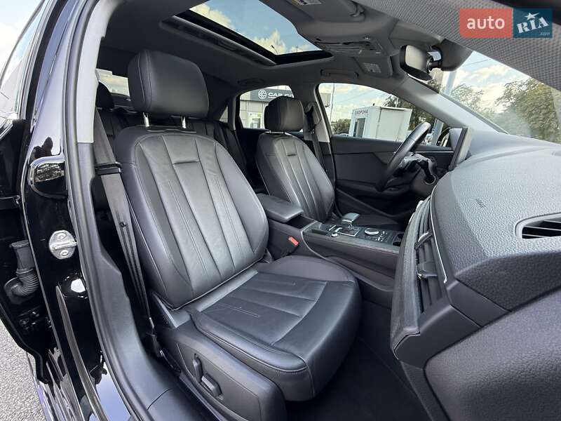 Седан Audi A4 2019 в Киеве