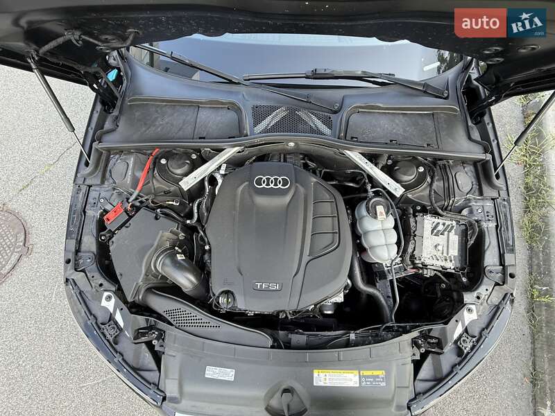 Седан Audi A4 2019 в Киеве