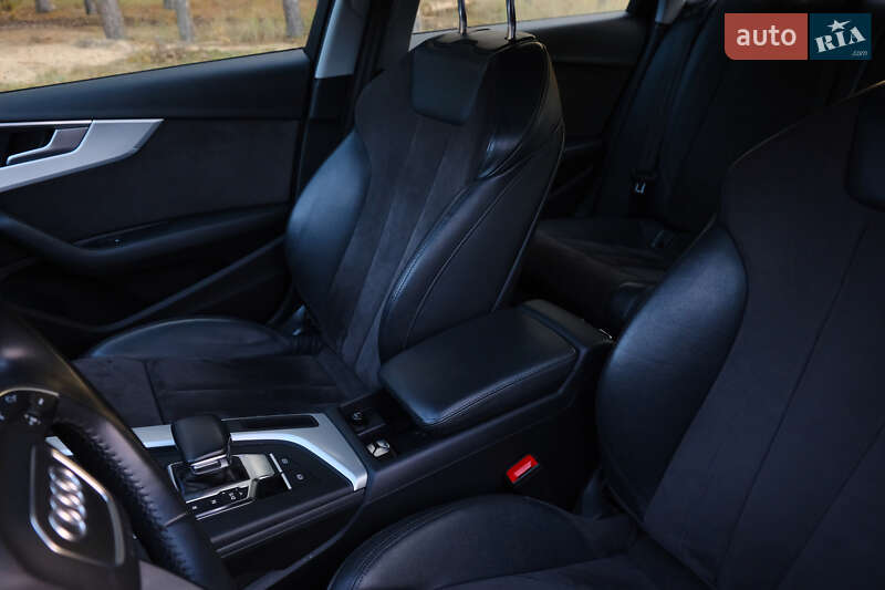 Седан Audi A4 2017 в Киеве