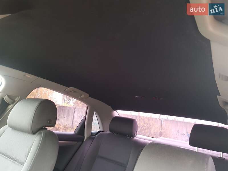 Седан Audi A4 2001 в Мене фото 30 Седан Audi A4 2001 в Мене