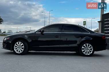 Седан Audi A4 2011 в  фото 5 Седан Audi A4 2011 в