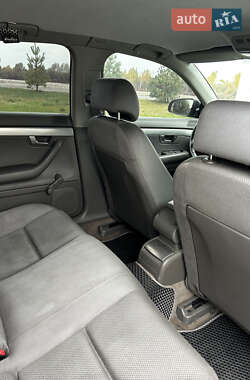 Седан Audi A4 2003 в  фото 19 Седан Audi A4 2003 в