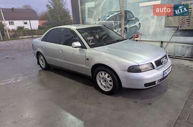 Седан Audi A4 1999 в Здолбунове