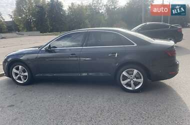 Седан Audi A4 2018 в 