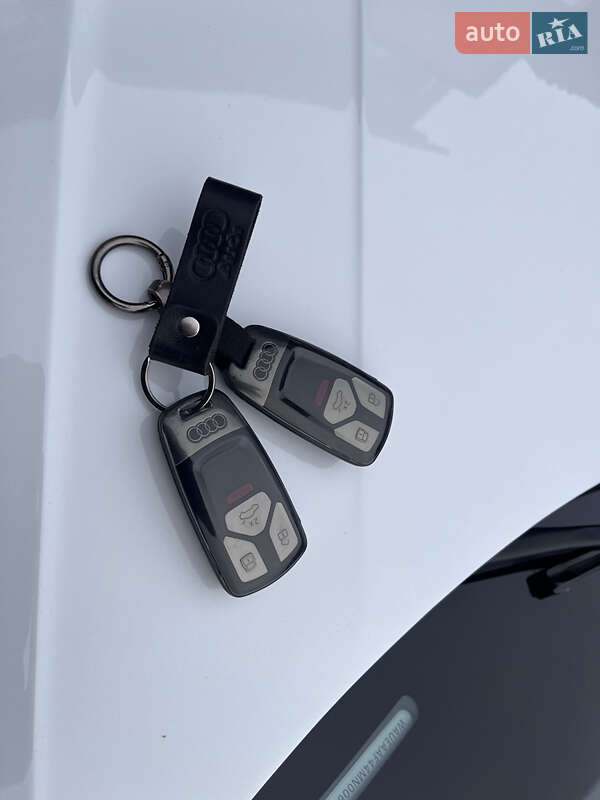 Седан Audi A4 2020 в Баришівка