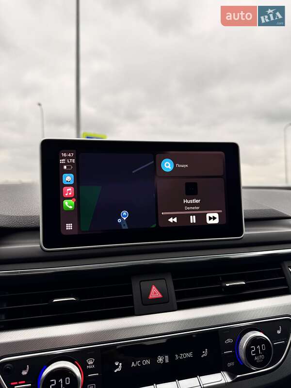 Седан Audi A4 2016 в Львове