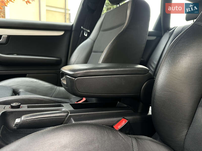 Универсал Audi A4 2004 в Сарнах