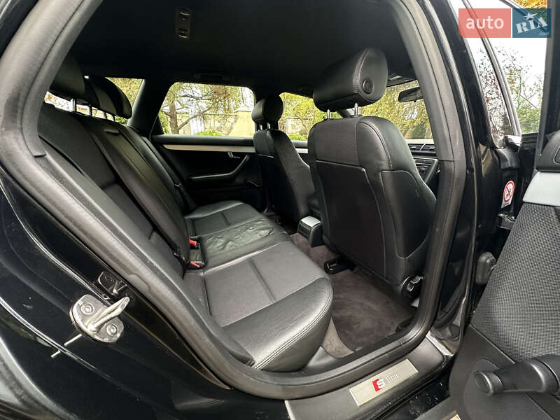 Универсал Audi A4 2004 в Сарнах