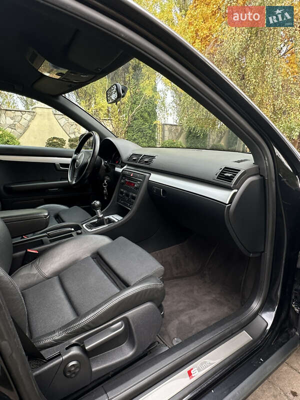 Универсал Audi A4 2004 в Сарнах