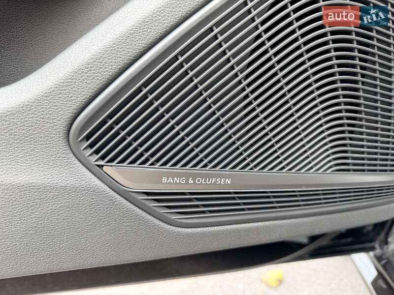 Седан Audi A4 2018 в Києві