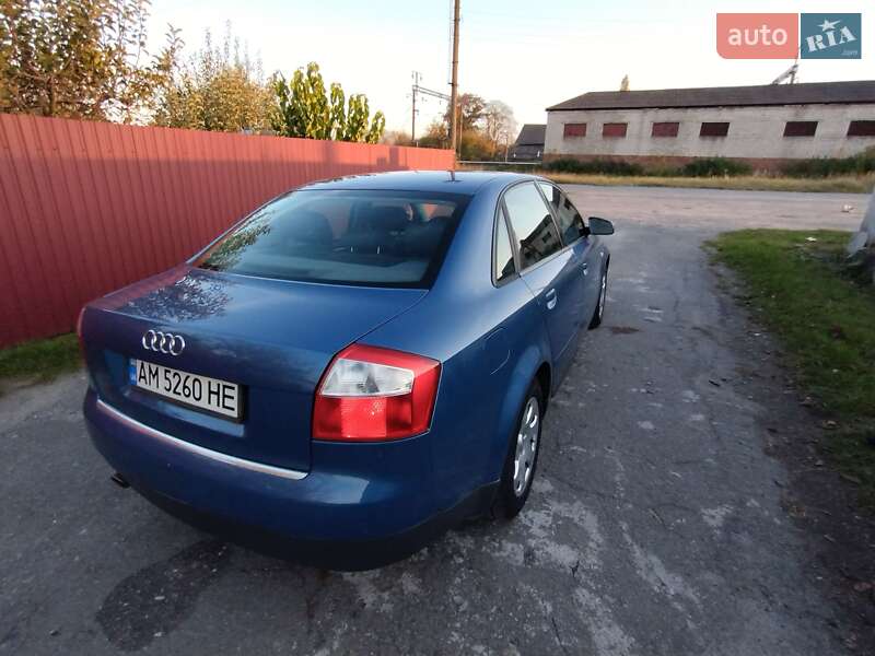 Седан Audi A4 2001 в Мирополі