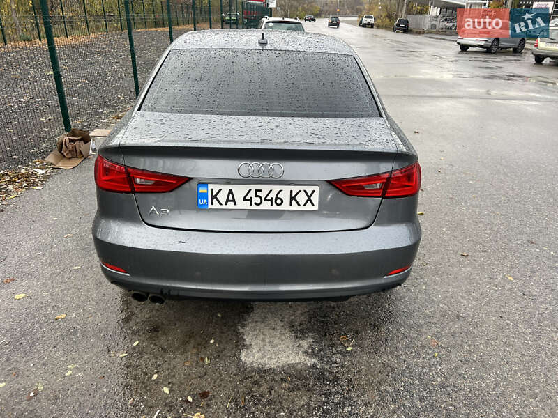 Седан Audi A4 2014 в Києві фото 23 Седан Audi A4 2014 в Києві