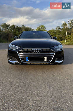 Седан Audi A4 2020 в Одессе