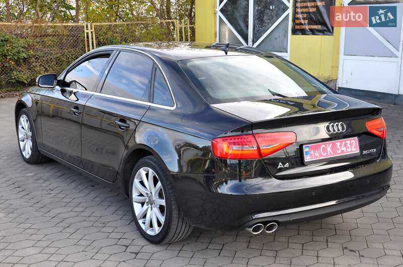 Седан Audi A4 2014 в Львові