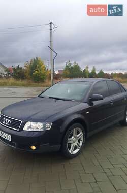 Седан Audi A4 2001 в Ровно