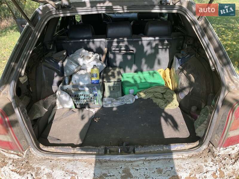 Універсал Audi A4 1998 в Запоріжжі