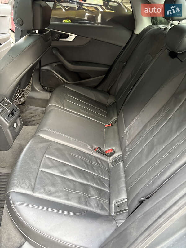 Седан Audi A4 2017 в Львові фото 16 Седан Audi A4 2017 в Львові