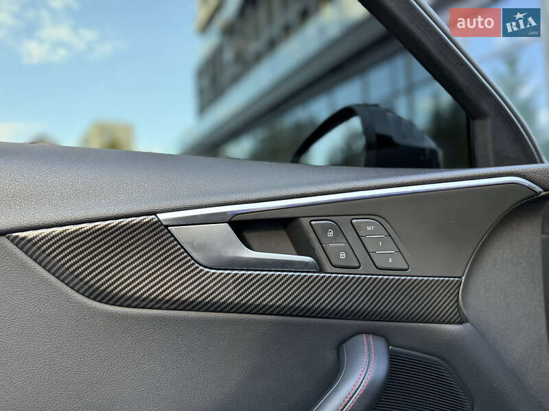 Седан Audi A4 2017 в Львові фото 29 Седан Audi A4 2017 в Львові