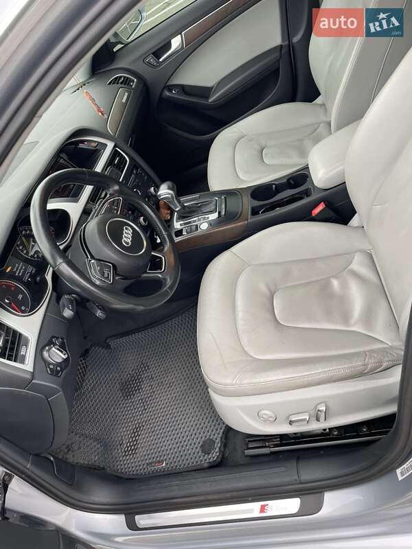 Седан Audi A4 2015 в Киеве
