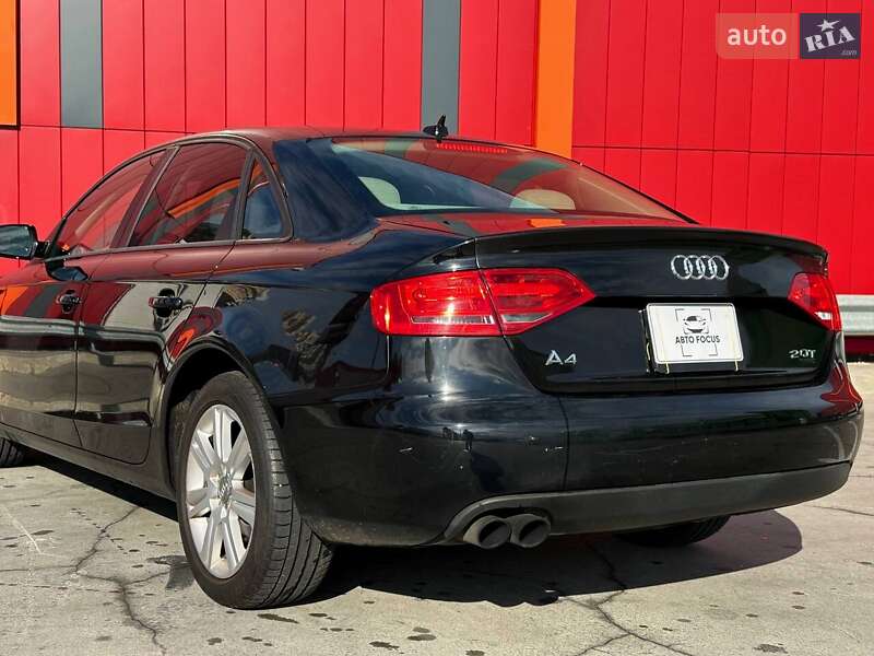 Седан Audi A4 2011 в Киеве