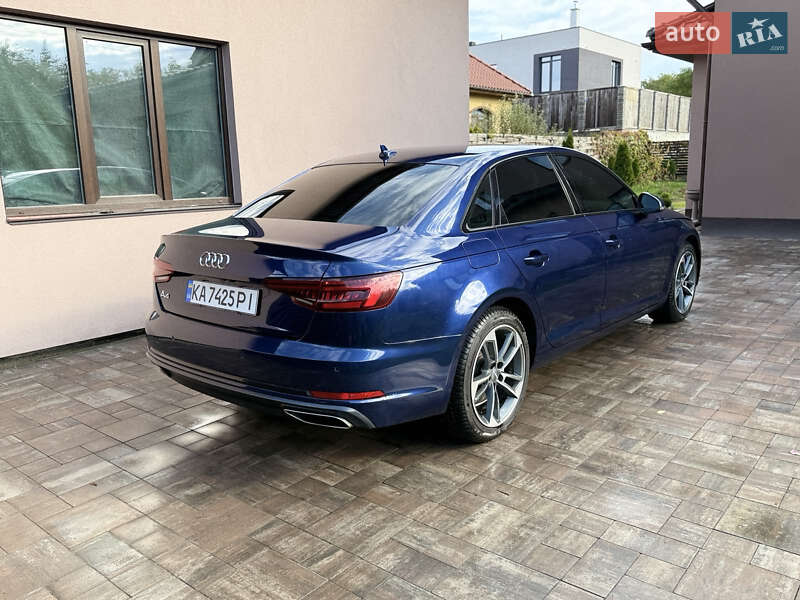 Седан Audi A4 2019 в Києві