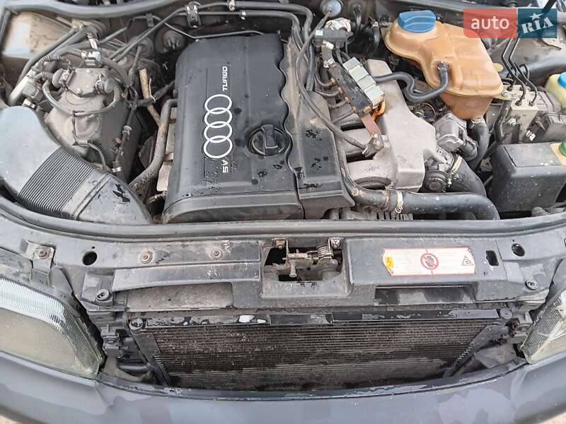 Седан Audi A4 1997 в Черкассах