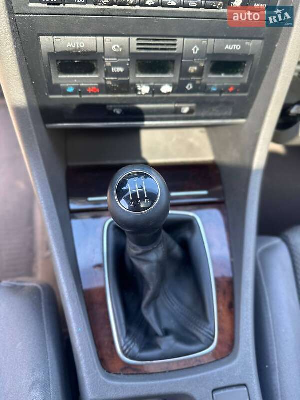 Седан Audi A4 2002 в Житомирі