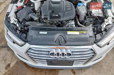 Седан Audi A4 2019 в 