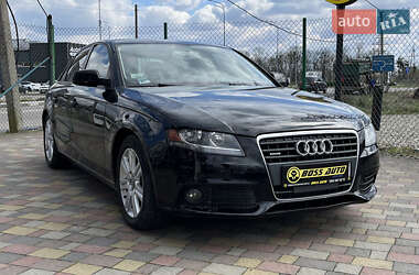 Седан Audi A4 2010 в Стрию