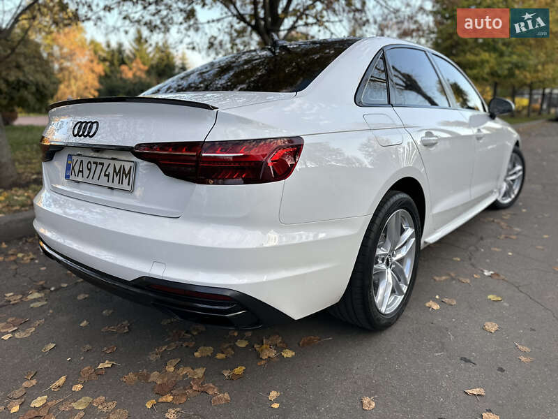 Седан Audi A4 2019 в Києві