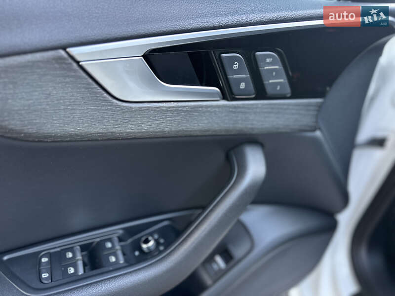 Седан Audi A4 2019 в Києві