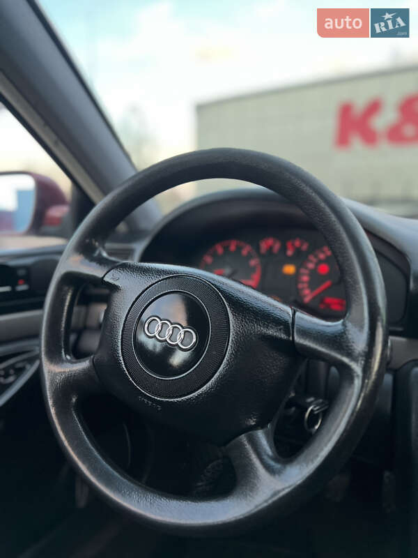 Седан Audi A4 1997 в Вашковцах фото 24 Седан Audi A4 1997 в Вашковцах