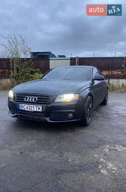 Седан Audi A4 2011 в Львові