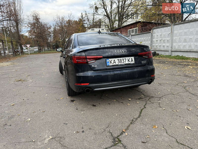 Седан Audi A4 2016 в Киеве