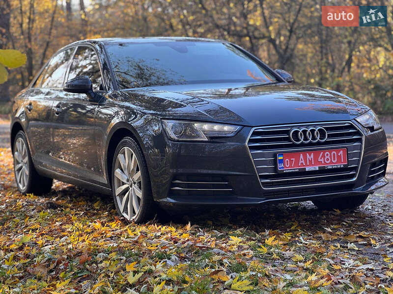 Седан Audi A4 2017 в Киеве фото 10 Седан Audi A4 2017 в Киеве