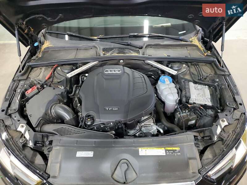 Седан Audi A4 2018 в Киеве
