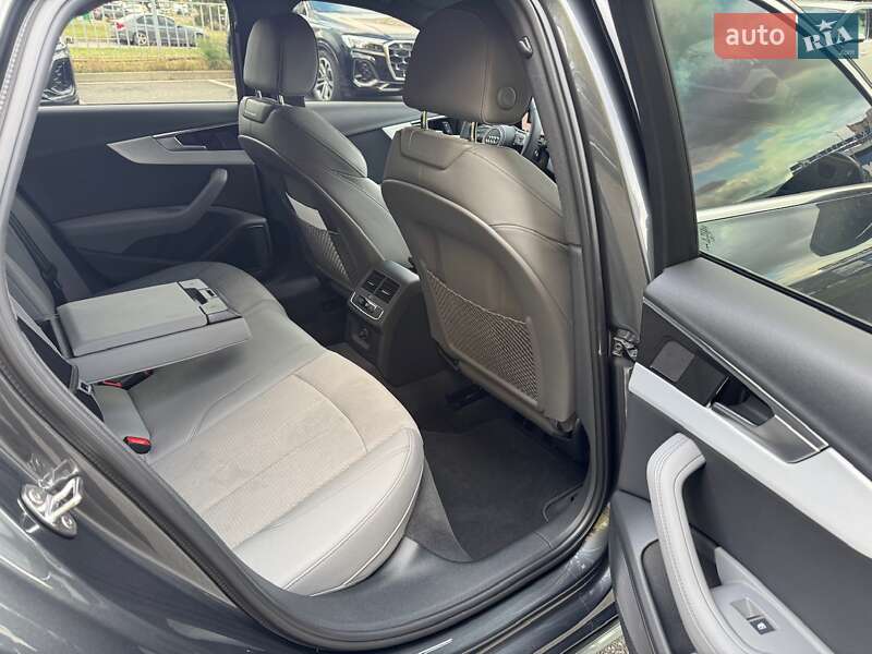 Седан Audi A4 2023 в Києві фото 78 Седан Audi A4 2023 в Києві