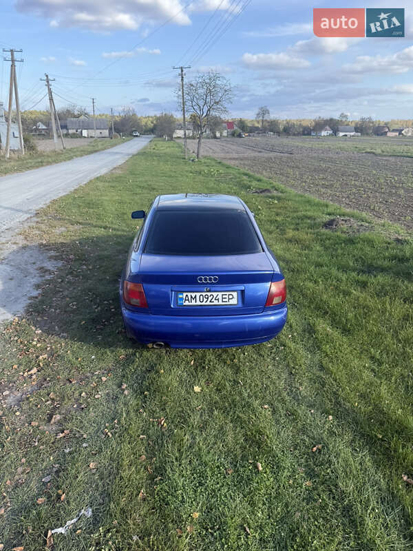Седан Audi A4 1995 в Звягеле фото 5 Седан Audi A4 1995 в Звягеле