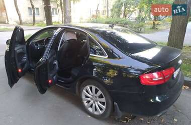 Седан Audi A4 2013 в Харькове