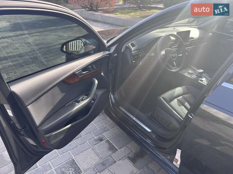 Седан Audi A4 2019 в Києві