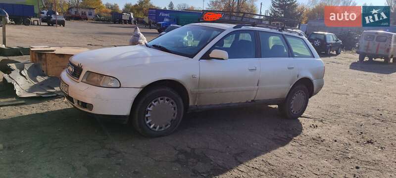 Універсал Audi A4 2000 в Васильківці