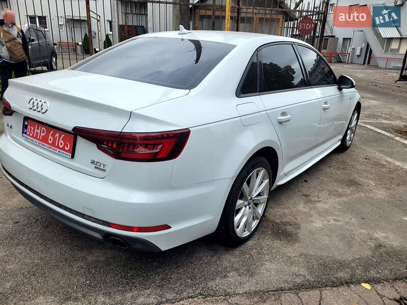 Седан Audi A4 2018 в Києві