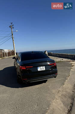 Седан Audi A4 2017 в Кривому Розі