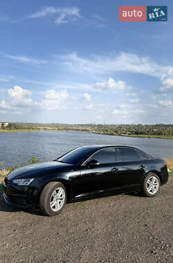Седан Audi A4 2017 в Кривому Розі