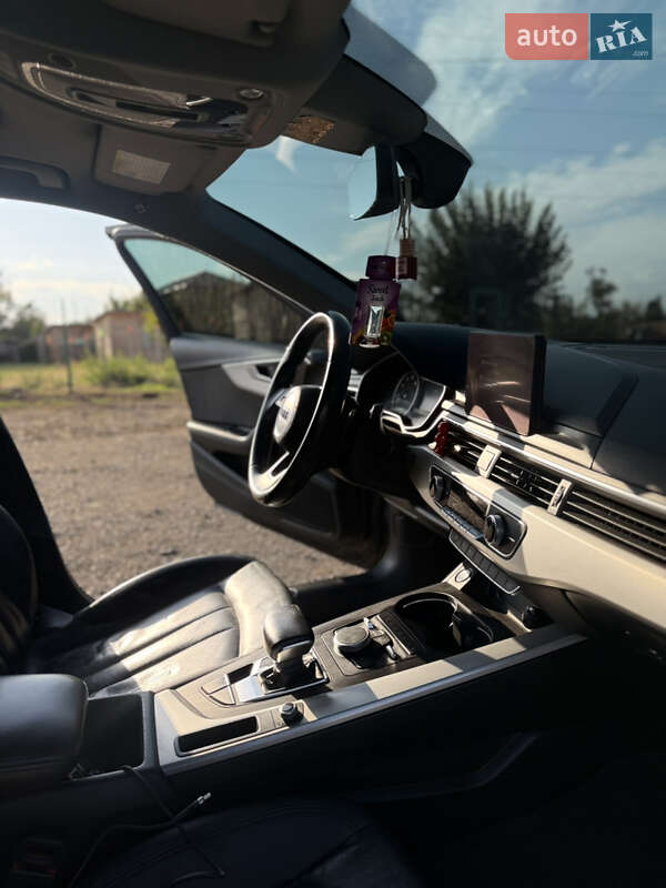 Седан Audi A4 2017 в Кривому Розі