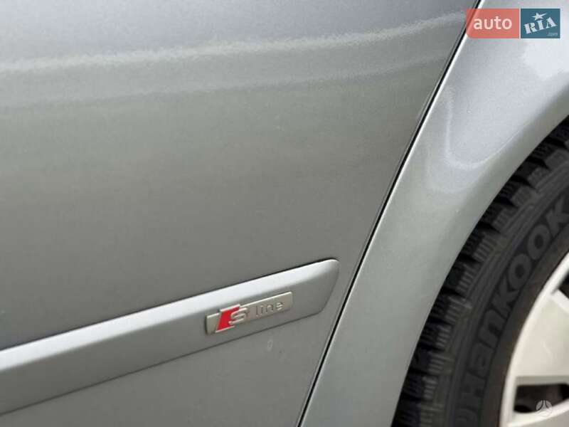 Универсал Audi A4 1995 в Киеве